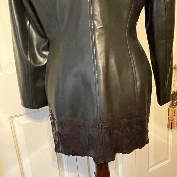 Lorena Conti black pleather jacket - Picture 6 of 13
